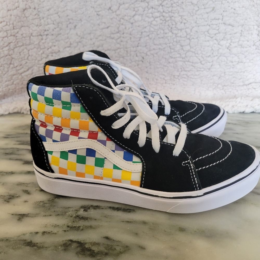 Vans Vault Sk8 HI--Pride--Size 6